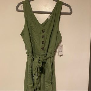 Green wide leg jumpsuit with pockets never worn